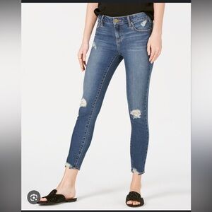 Articles of‎ society Suzy Jean distressed fray hem 27